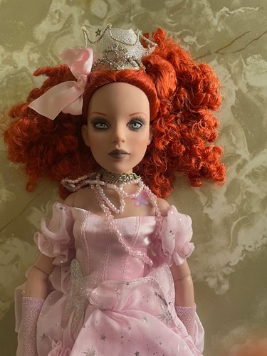 Tonner ellowyne wilde glinda - ellowyne,